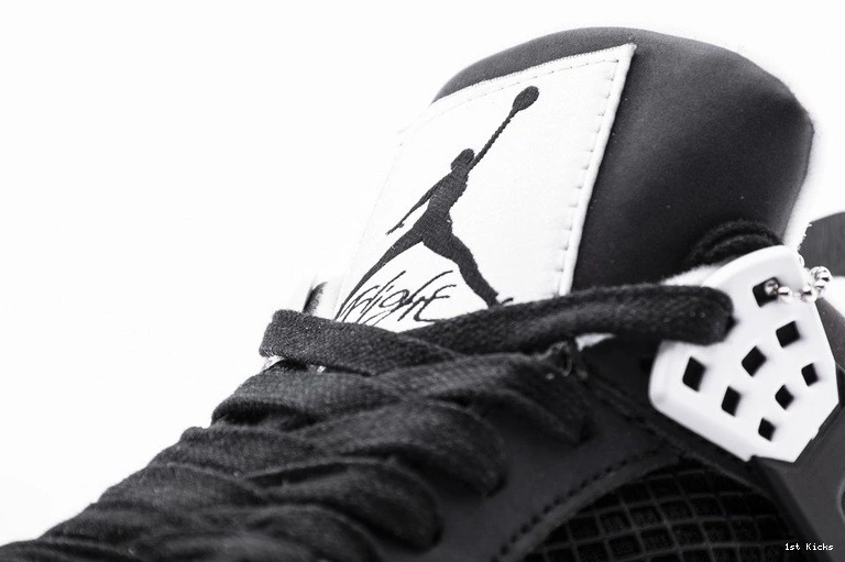 Fear Pack Retro 626969-030  Jordan 4 0124